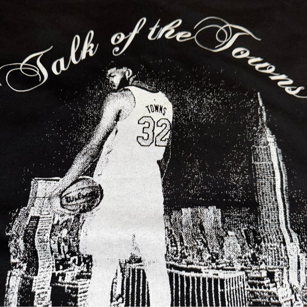 "Talk of the Towns" KAT — New York Knicks - Picture 7 of 9